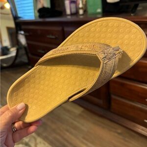 Vionic Tide Cream Cork Flip Flops ( Orthopedic  Thongs)